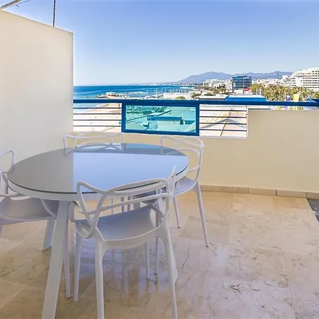 Fabulous First Line Apartment Marbella