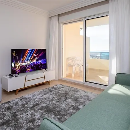 Fabulous First Line Apartamento